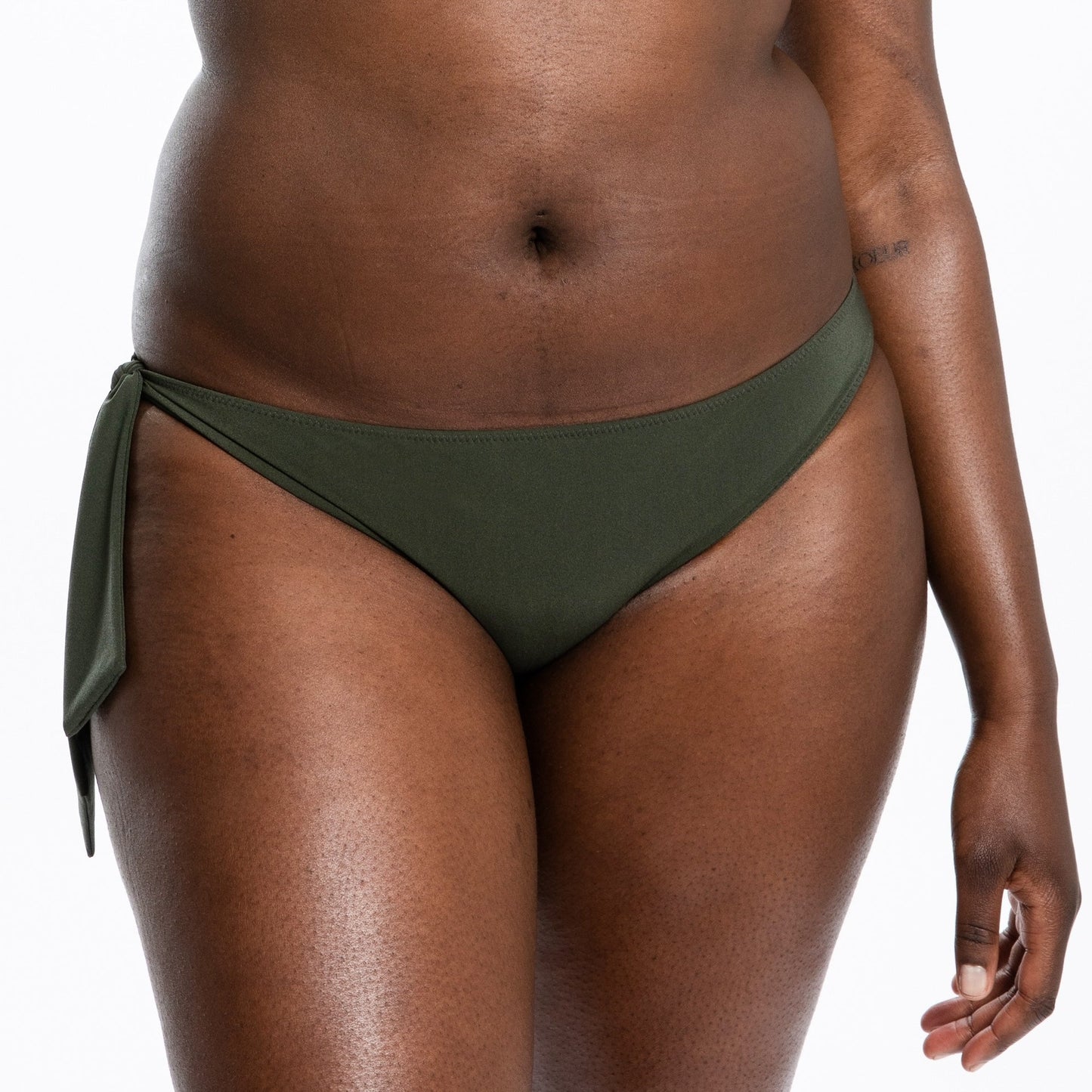Picture Me Better Bikini Bottoms are part of a post-unilateral mastectomy bikini that perfectly fits people with one breast. By Eno.Eco | Offering stylish, sustainable alternatives after a single mastectomy | The Bra Sisters