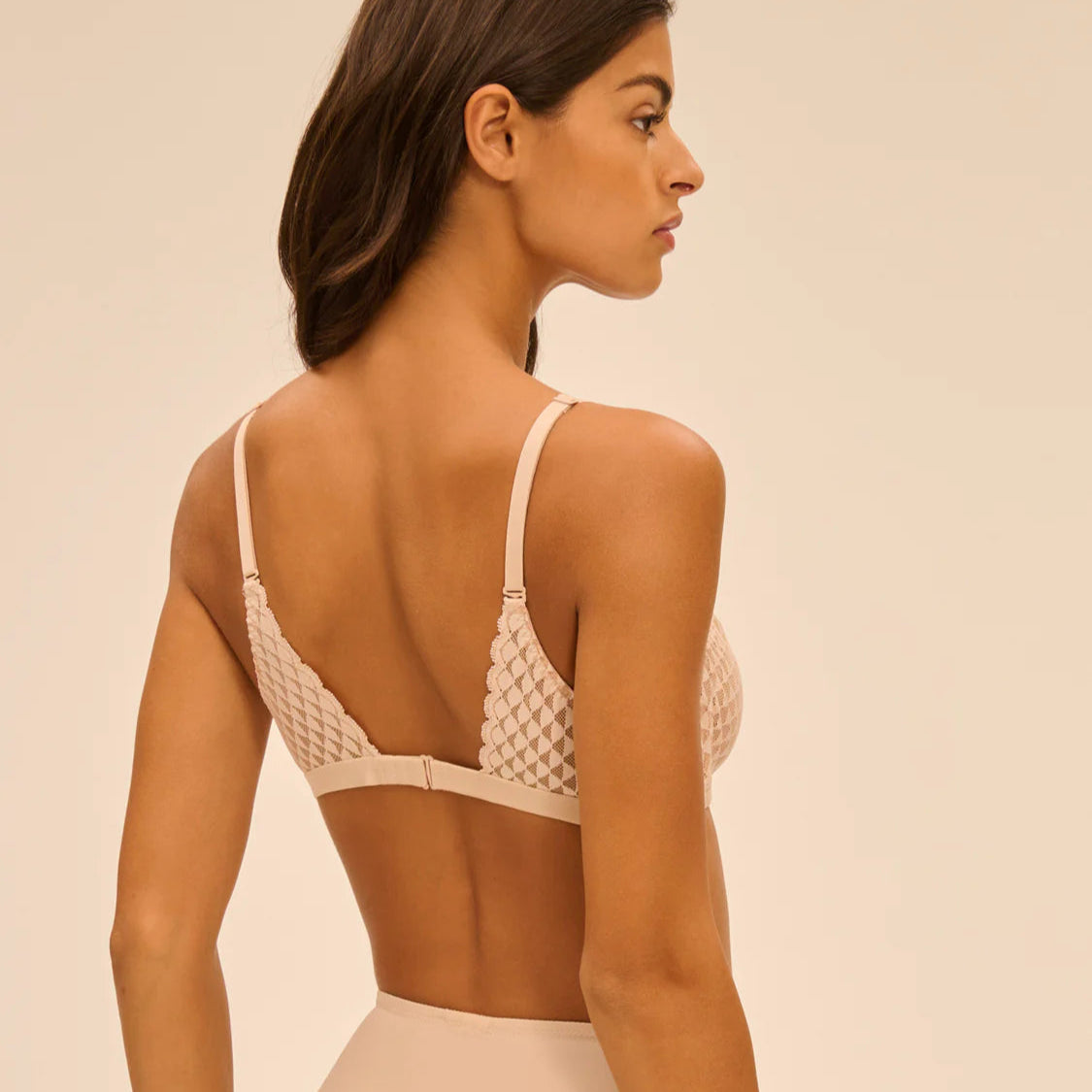 Subtile Wireless Triangle Bra | Skin Rose | Simone Perele x The Bra Sisters 
